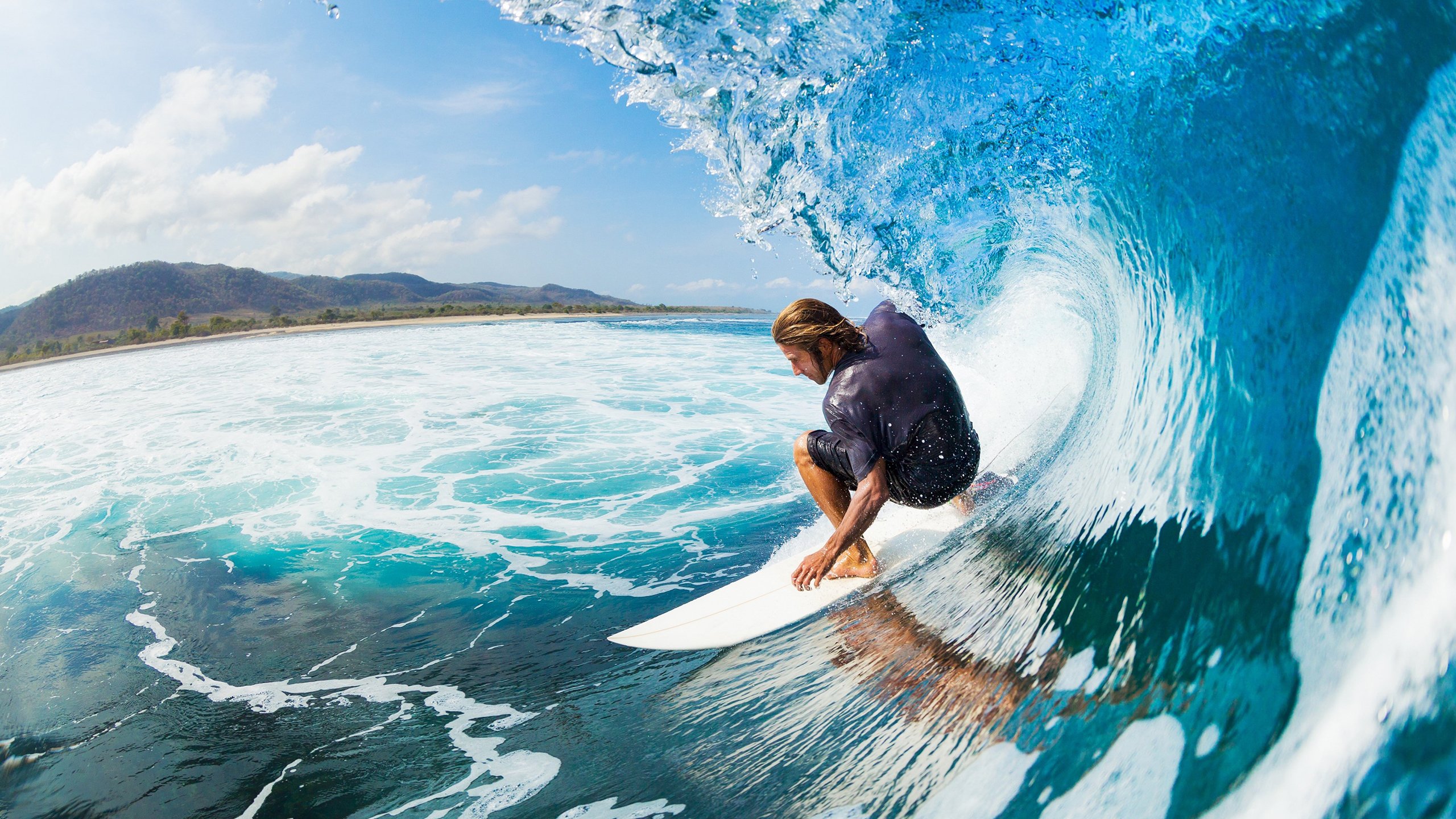 国际足球界推动“绿色氛围”，比赛用水和电实现可循环使用